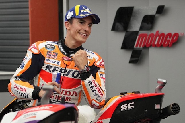 Skenario liar Honda, Marc Marquez akan berpasangan dengan adik Valentino Rossi di MotoGP 2027