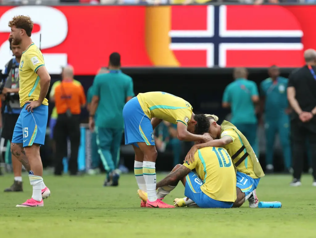 Alasan tersembunyi mengapa raksasa sepak bola gagal

 – TokoHematku
